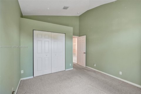 Casa en venta en Boynton Beach, Florida, 4 dormitorios, 209.12 m2 № 2027580 - foto 13