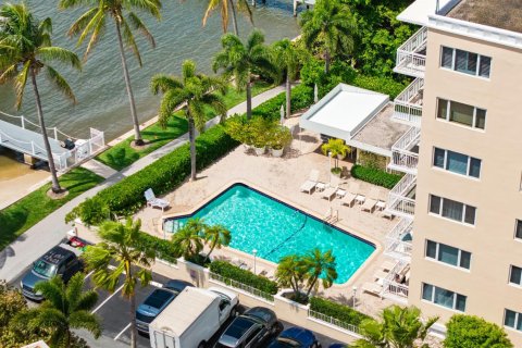 Copropriété à vendre à Palm Beach, Floride: 2 chambres, 113.34 m2 № 2175411 - photo 8