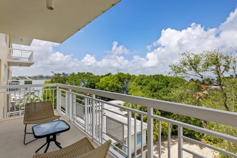 Copropriété à vendre à Palm Beach, Floride: 2 chambres, 113.34 m2 № 2175411 - photo 3
