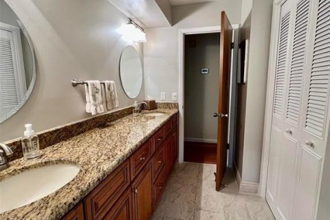 Casa en venta en Orlando, Florida, 3 dormitorios, 217.21 m2 № 1898647 - foto 20