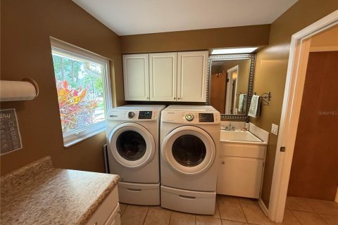 Casa en venta en Orlando, Florida, 3 dormitorios, 217.21 m2 № 1898647 - foto 27