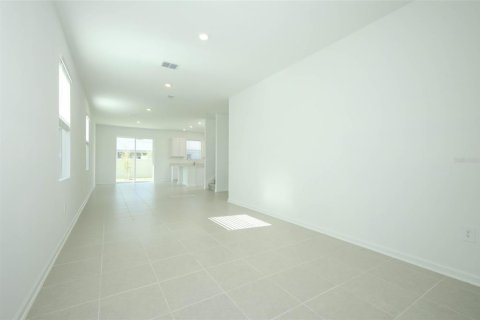 Casa en alquiler en Kissimmee, Florida, 3 dormitorios, 174.01 m2 № 1916338 - foto 5