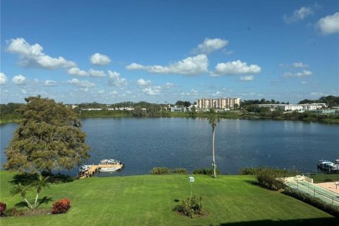 Condominio en venta en Winter Haven, Florida, 2 dormitorios, 110.55 m2 № 1514582 - foto 20