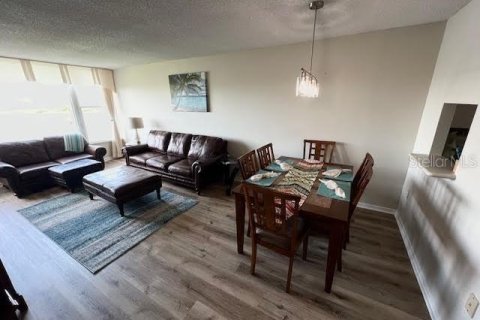 Condominio en venta en Winter Haven, Florida, 2 dormitorios, 110.55 m2 № 1514582 - foto 9