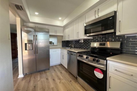 Condominio en venta en Winter Haven, Florida, 2 dormitorios, 110.55 m2 № 1514582 - foto 5
