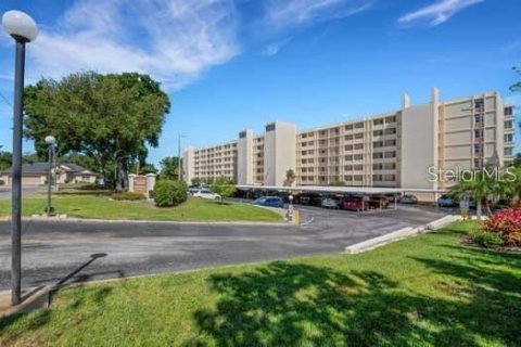 Condominio en venta en Winter Haven, Florida, 2 dormitorios, 110.55 m2 № 1514582 - foto 2