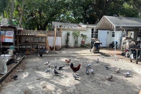 Casa en venta en Miami, Florida, 4 dormitorios, 153.29 m2 № 1727281 - foto 17