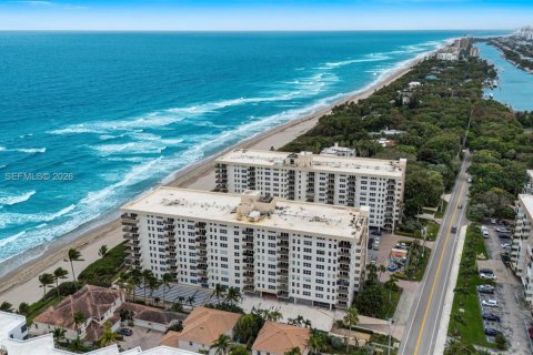 Condo in Hillsboro Beach, Florida, 2 bedrooms  № 2009010 - photo 23