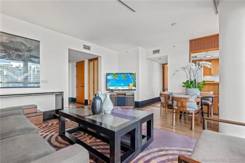 Condominio en venta en Miami Beach, Florida, 1 dormitorio, 76.27 m2 № 1893040 - foto 7