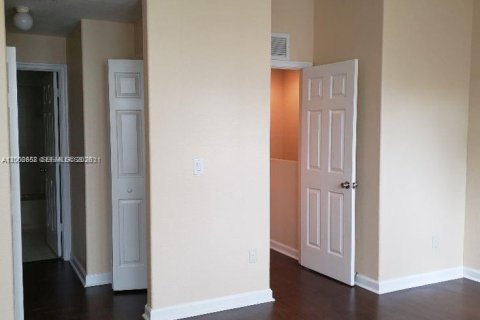 Touwnhouse à vendre à Royal Palm Beach, Floride: 3 chambres, 168.62 m2 № 2066697 - photo 12