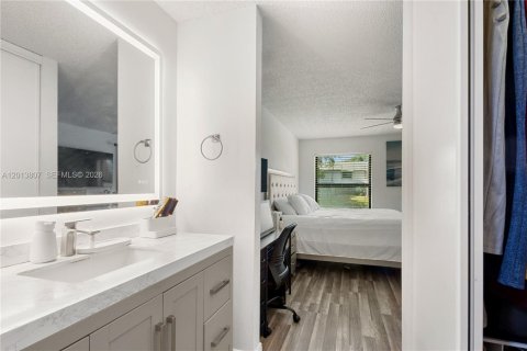 Copropriété à vendre à Coconut Creek, Floride: 2 chambres, 90.12 m2 № 2077841 - photo 10