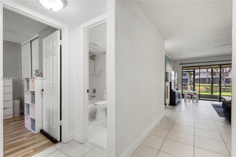 Copropriété à vendre à Coconut Creek, Floride: 2 chambres, 90.12 m2 № 2077841 - photo 7