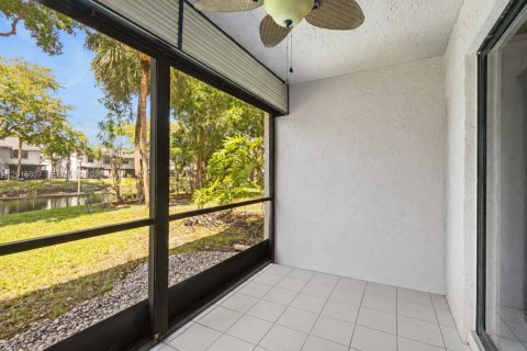 Copropriété à vendre à Coconut Creek, Floride: 2 chambres, 90.12 m2 № 2077841 - photo 13