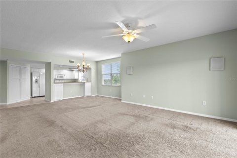 Condo in Largo, Florida, 3 bedrooms  № 2200448 - photo 24