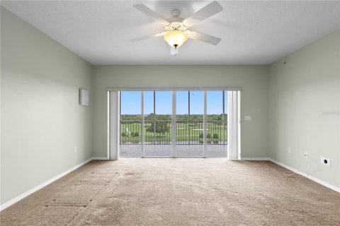 Condo in Largo, Florida, 3 bedrooms  № 2200448 - photo 18
