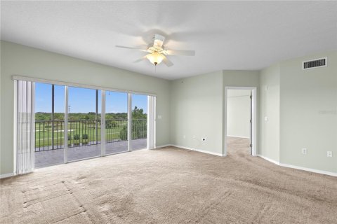 Condo in Largo, Florida, 3 bedrooms  № 2200448 - photo 26