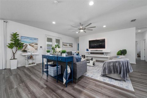 Villa ou maison à vendre à Auburndale, Floride: 4 chambres, 240.34 m2 № 1904853 - photo 8