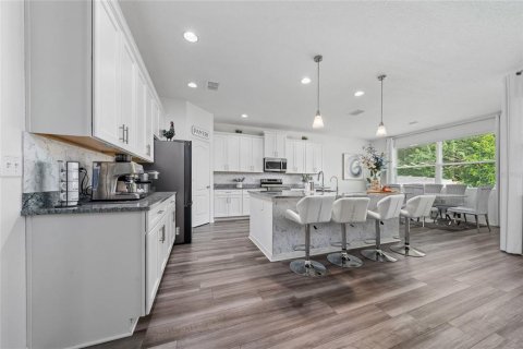 Villa ou maison à vendre à Auburndale, Floride: 4 chambres, 240.34 m2 № 1904853 - photo 11