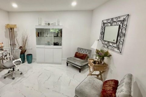 Casa en venta en Tamarac, Florida, 2 dormitorios, 187.76 m2 № 1928819 - foto 5