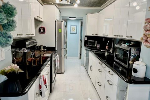 Casa en venta en Tamarac, Florida, 2 dormitorios, 187.76 m2 № 1928819 - foto 18