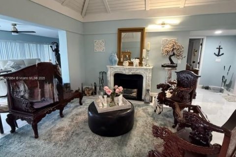 Casa en venta en Tamarac, Florida, 2 dormitorios, 187.76 m2 № 1928819 - foto 8