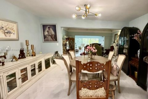 Casa en venta en Tamarac, Florida, 2 dormitorios, 187.76 m2 № 1928819 - foto 3