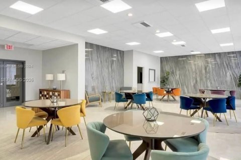 Copropriété à vendre à Hallandale Beach, Floride: 1 chambre, 52.95 m2 № 2040752 - photo 20