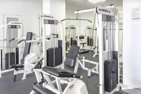 Copropriété à vendre à Hallandale Beach, Floride: 1 chambre, 52.95 m2 № 2040752 - photo 24