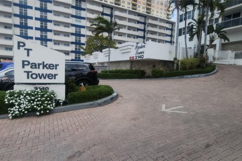 Copropriété à vendre à Hallandale Beach, Floride: 1 chambre, 52.95 m2 № 2040752 - photo 15