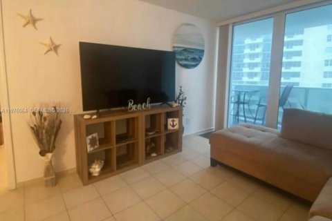 Copropriété à vendre à Hallandale Beach, Floride: 1 chambre, 52.95 m2 № 2040752 - photo 10