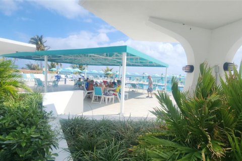 Copropriété à vendre à Hallandale Beach, Floride: 1 chambre, 52.95 m2 № 2040752 - photo 28