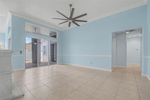 Купить виллу или дом в Мирамар, Флорида 4 спальни, 230.49м2, № 2066278 - фото 7