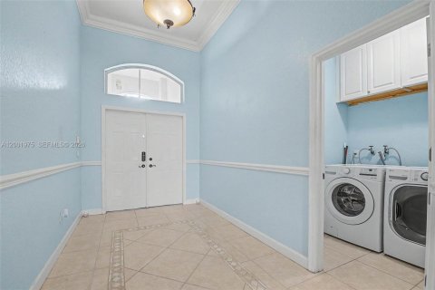 Купить виллу или дом в Мирамар, Флорида 4 спальни, 230.49м2, № 2066278 - фото 5