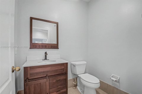 Купить виллу или дом в Мирамар, Флорида 4 спальни, 230.49м2, № 2066278 - фото 15