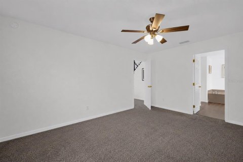 Villa ou maison à louer à Davenport, Floride: 4 chambres, 169.55 m2 № 2157087 - photo 16