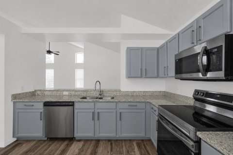 Villa ou maison à louer à Davenport, Floride: 4 chambres, 169.55 m2 № 2157087 - photo 11