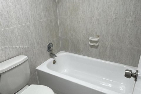 Купить кондоминиум в Авентура, Флорида 2 спальни, 116.13м2, № 1974657 - фото 9