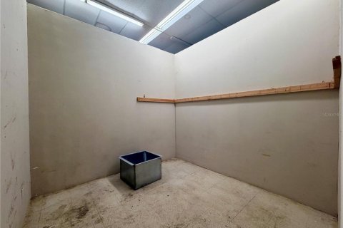 Commercial property in Orlando, Florida 980.58 sq.m. № 2100853 - photo 23