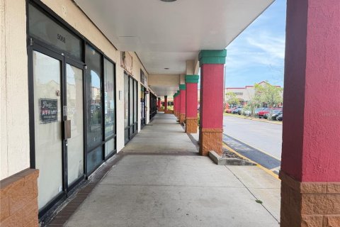 Commercial property in Orlando, Florida 980.58 sq.m. № 2100853 - photo 6