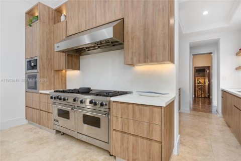 Купить виллу или дом в Корал-Гейблс, Флорида 8 спален, 1100.61м2, № 2026172 - фото 23