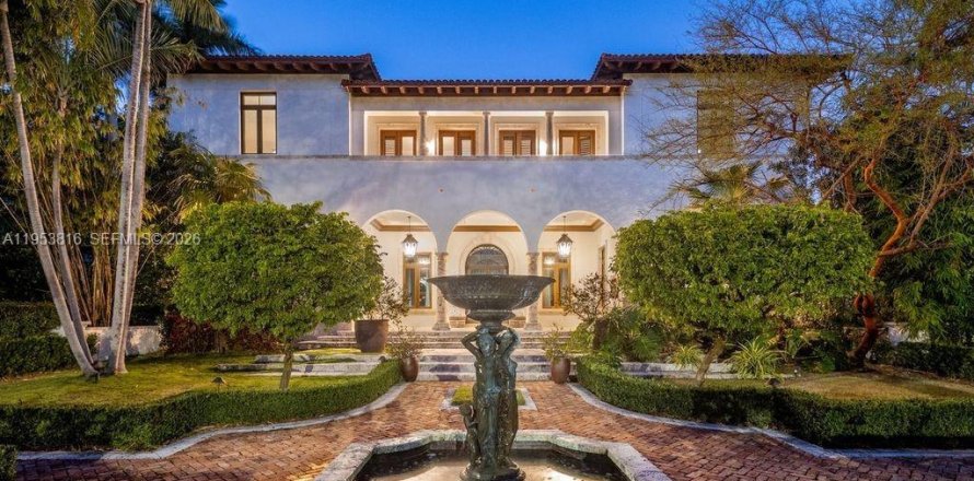 Дом в Корал-Гейблс, Флорида 8 спален, 1100.61м2 № 2026172