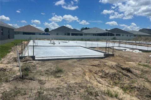 Casa en venta en Oxford, Florida, 4 dormitorios, 215.53 m2 № 2290515 - foto 3