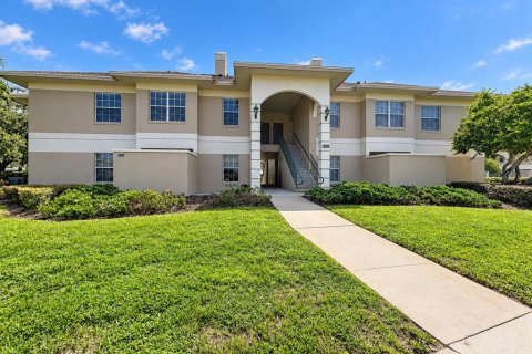 Condo in Winter Haven, Florida, 2 bedrooms  № 2383976
