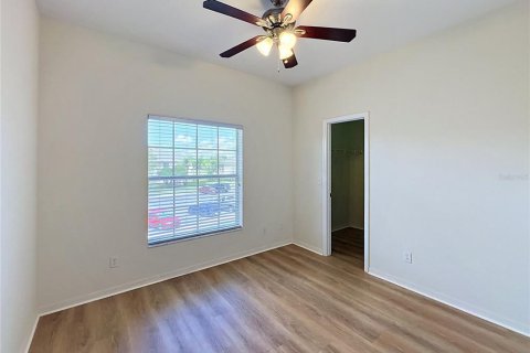 Condo in Winter Haven, Florida, 2 bedrooms № 2383976 - photo 14