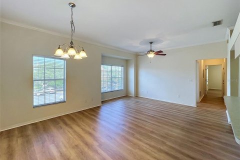 Condo in Winter Haven, Florida, 2 bedrooms № 2383976 - photo 3