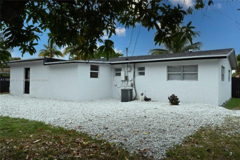 Villa ou maison à vendre à Fort Lauderdale, Floride: 4 chambres № 1692948 - photo 22