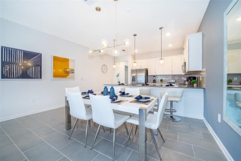 Condominio en alquiler en Davenport, Florida, 3 dormitorios, 166.11 m2 № 1592010 - foto 16