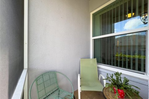 House in New Port Richey, Florida 2 bedrooms, 101.82 sq.m. № 1911523 - photo 5