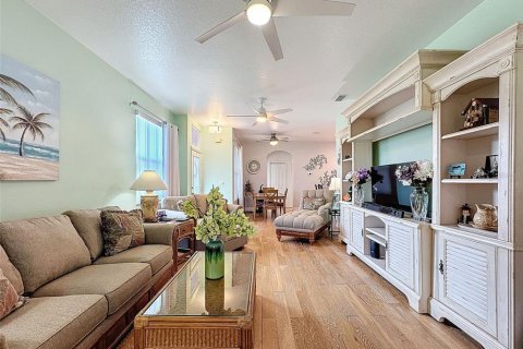 House in New Port Richey, Florida 2 bedrooms, 101.82 sq.m. № 1911523 - photo 13