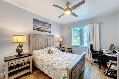 House in New Port Richey, Florida 2 bedrooms, 101.82 sq.m. № 1911523 - photo 28